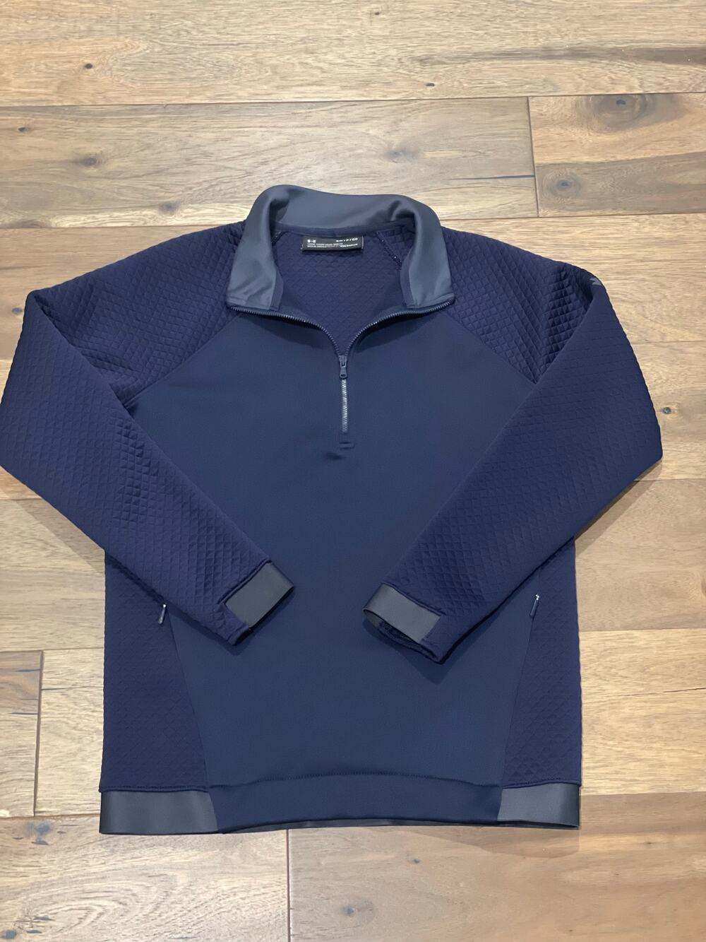 Under Armour Half‑Zip Sweatshirt – Size S